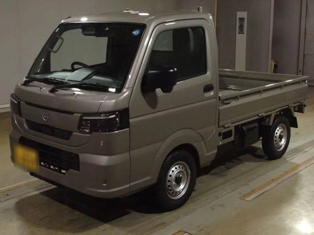Nissan NT100 Clipper DR16T 2026